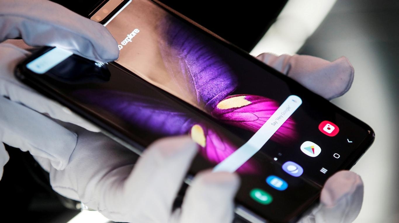 Samsung nhan ve sinh thiet bi Galaxy mien phi cho nguoi dung hinh anh