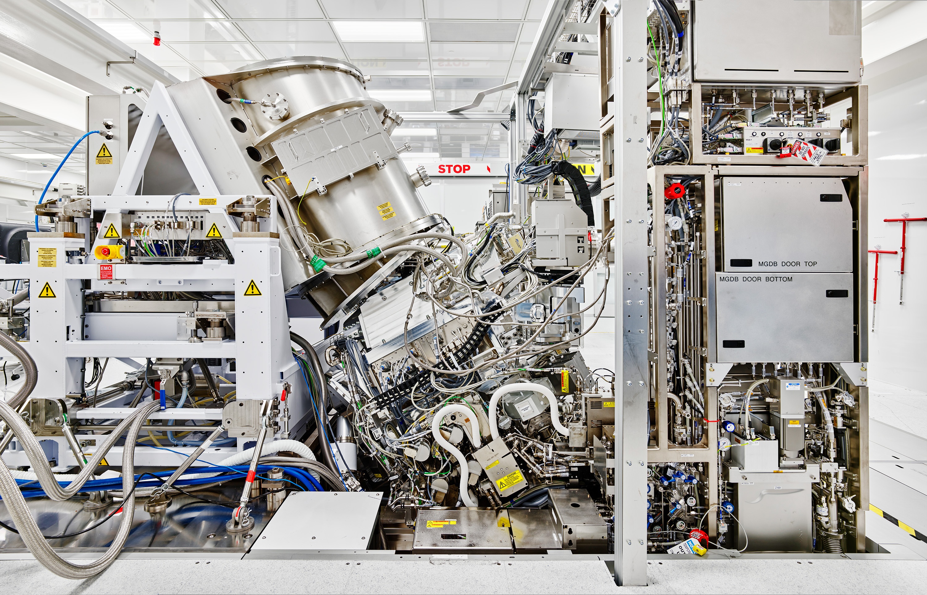 May quang khac asml anh 3