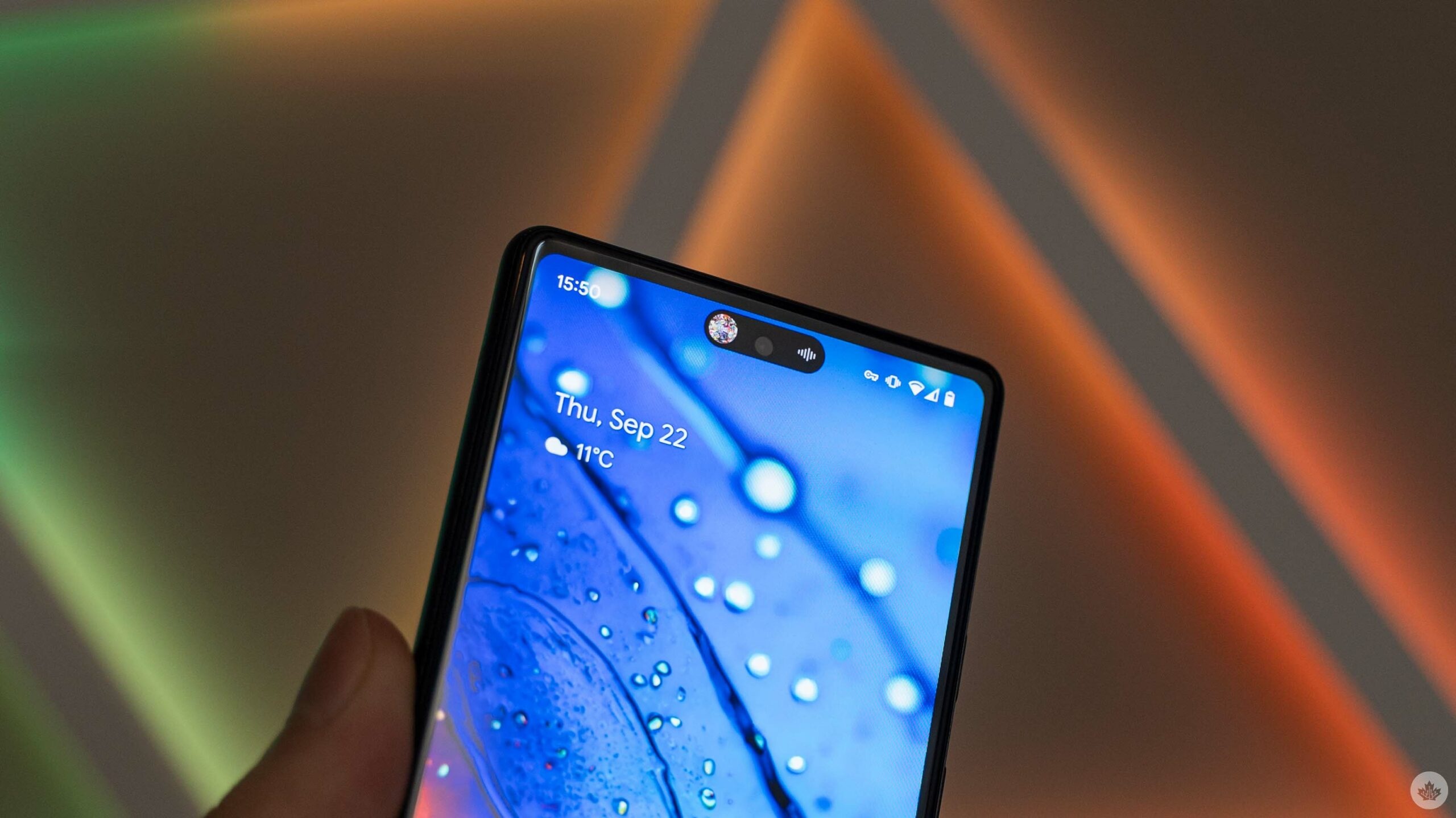 App nhai Dynamic Island tren Android dat mot trieu luot tai hinh anh