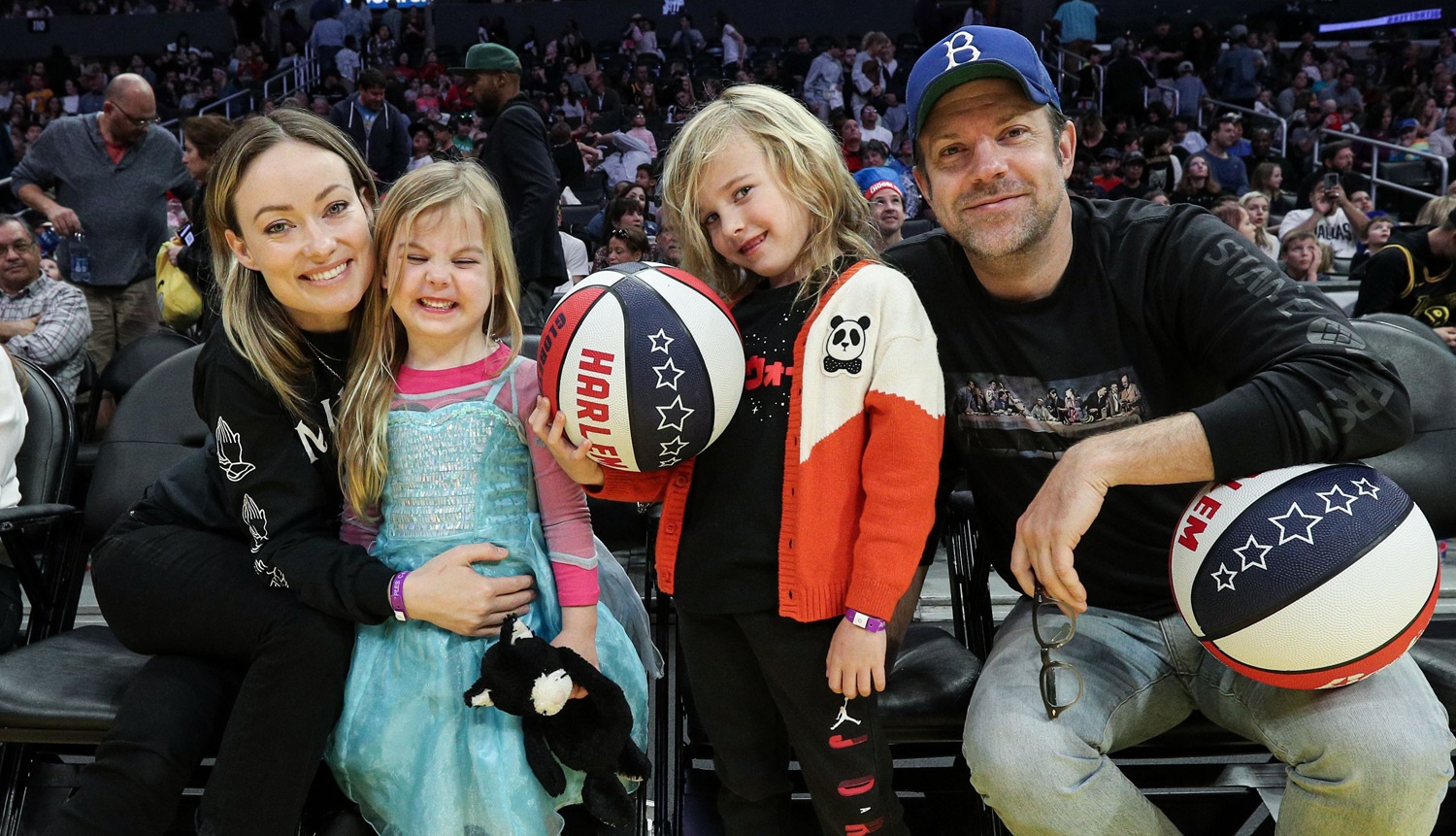 Ngoai tinh Apple Watch anh 1