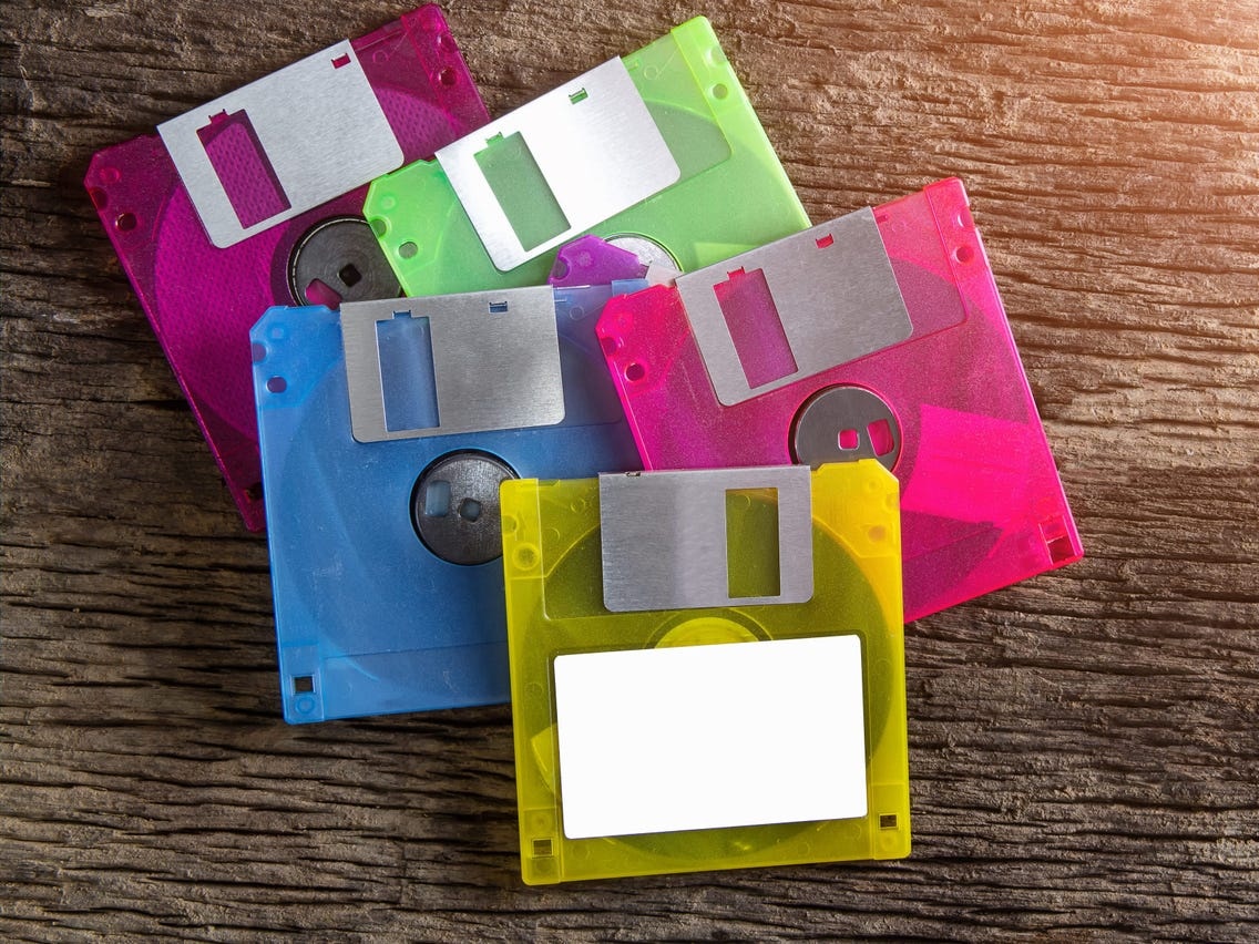 Nhung nguoi cuoi cung niu keo dia mem hinh anh