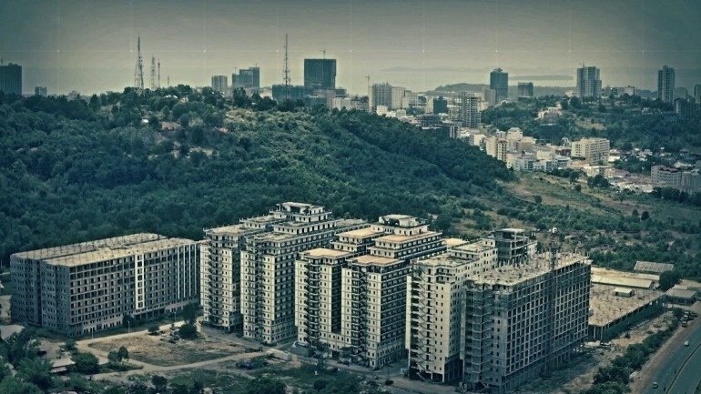 lua dao qua mang anh 3