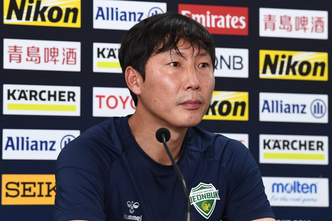 Kha nang cua tan HLV tuyen Viet Nam trong game den dau? hinh anh