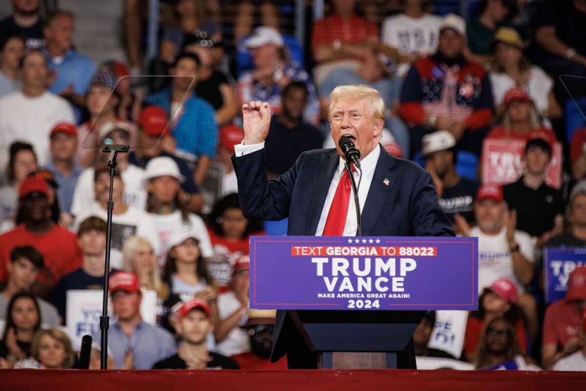 Ong Trump khuyen moi nguoi tranh xa Google hinh anh