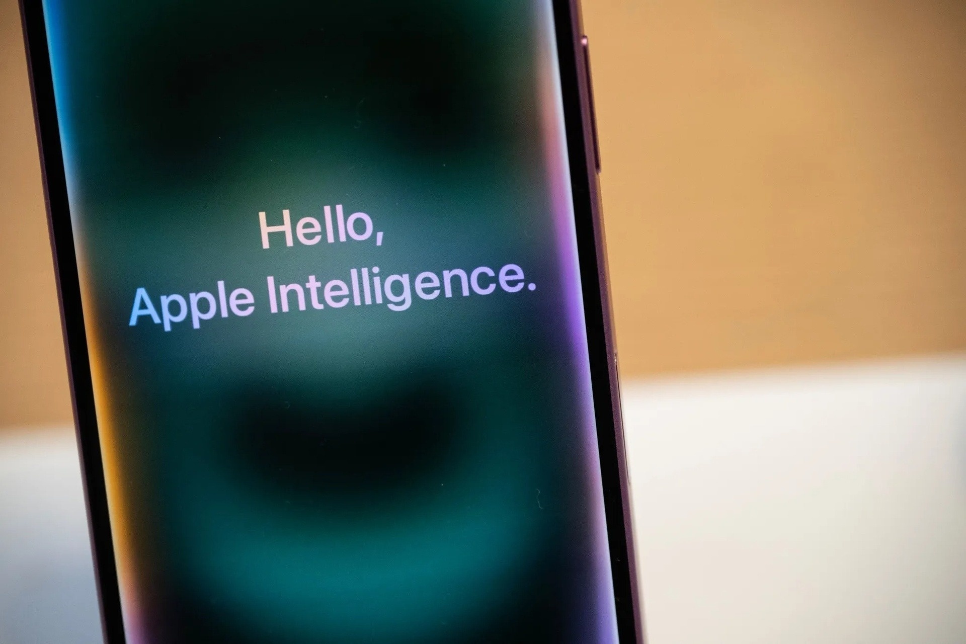 Apple Intelligence tren iPhone gay that vong hinh anh