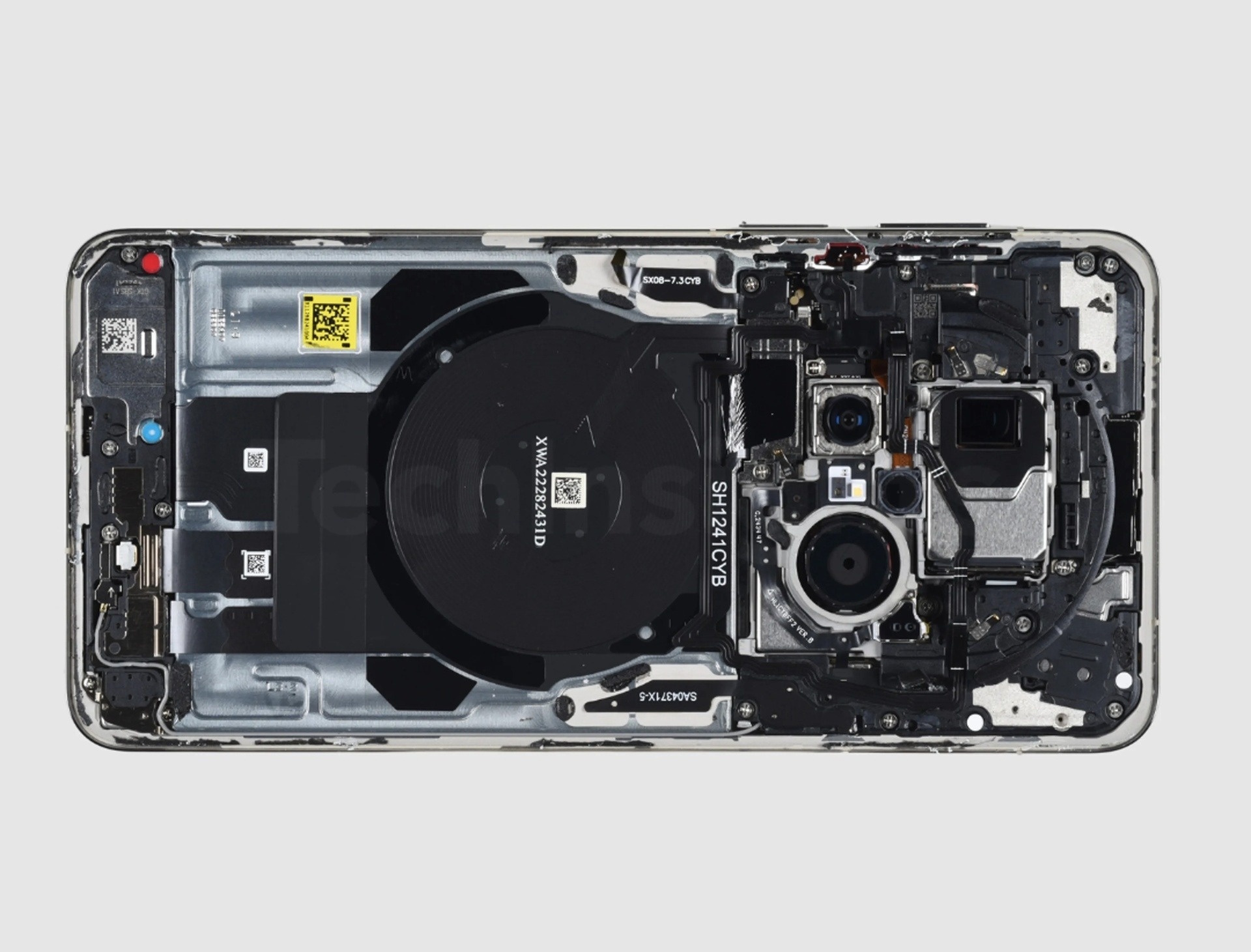 Flagship moi nhat cua Huawei dung chip nho Han Quoc hinh anh