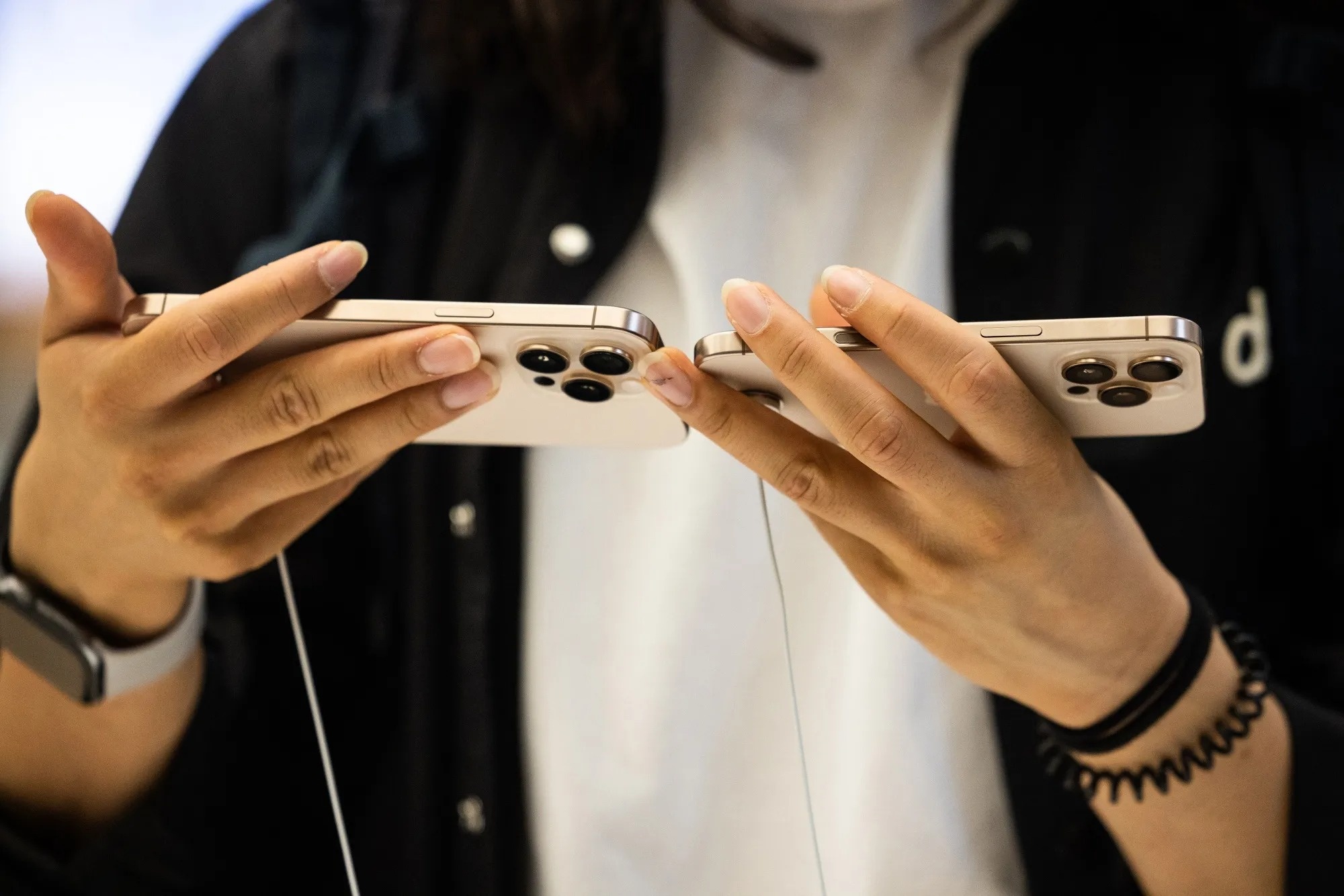 Apple lot xac toan bo san pham hinh anh