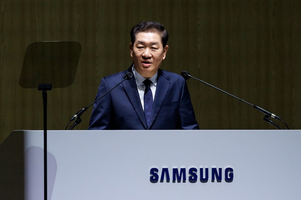 CEO Samsung xin loi, hua tim giai phap vuot qua giai doan 'song con' hinh anh
