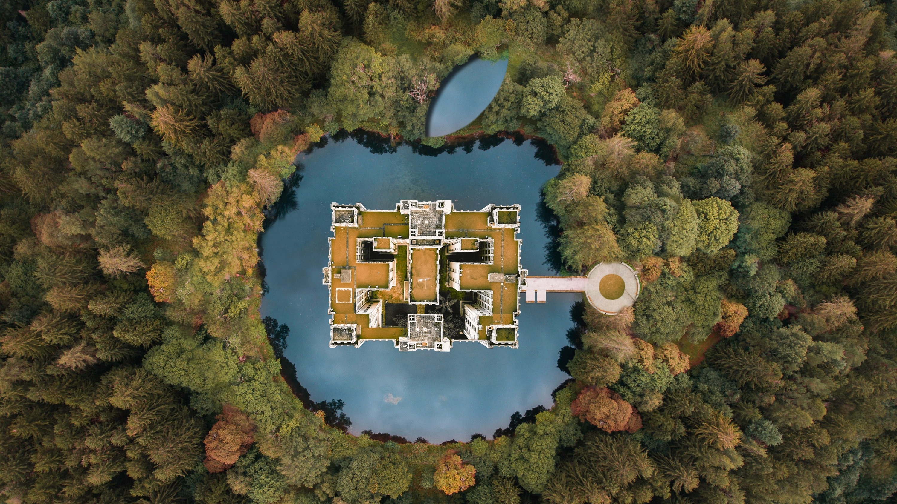 Vet nut khong lo o 'khu vuon khep kin' cua Apple hinh anh