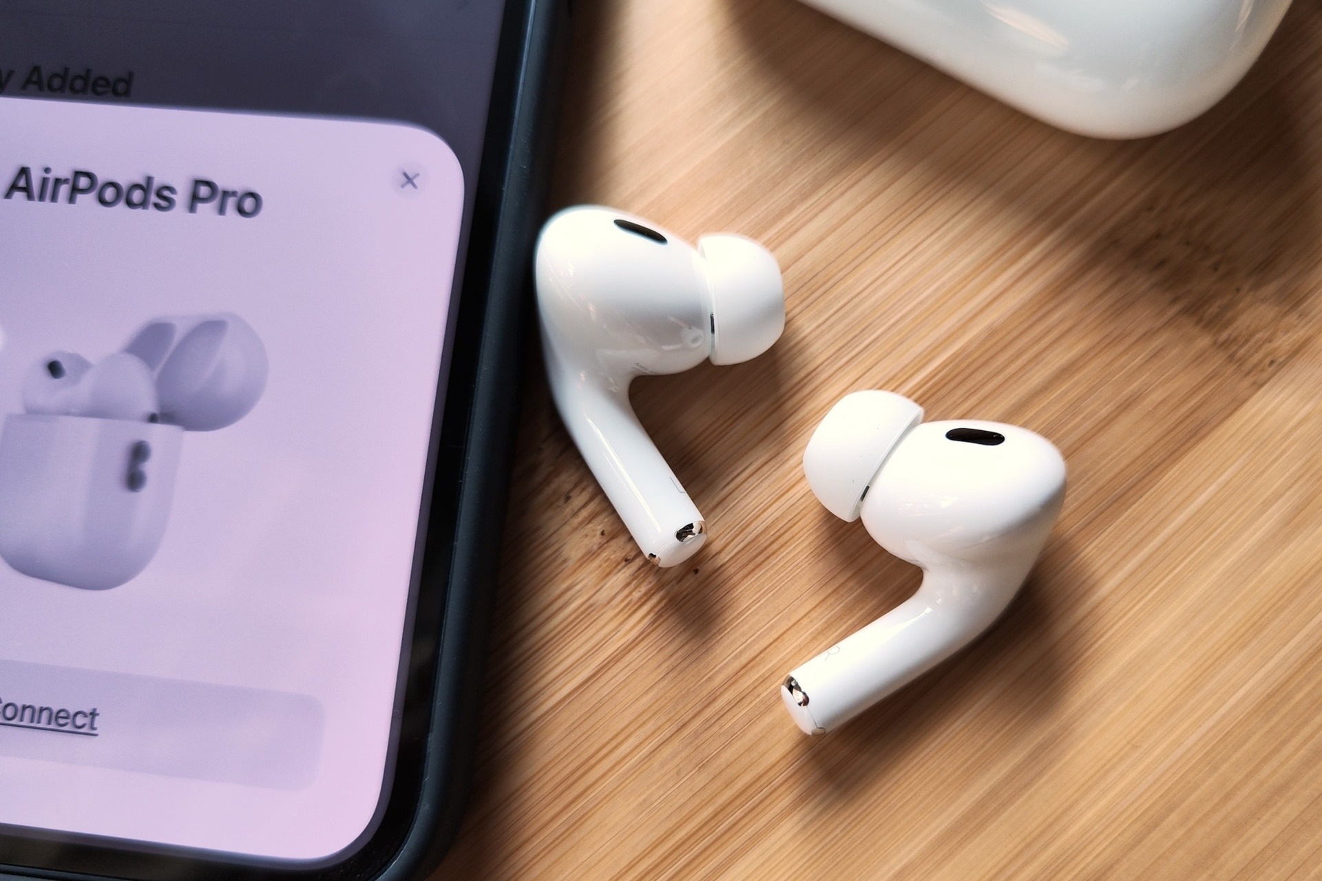 AirPods khong con la 'tai nghe' don thuan hinh anh