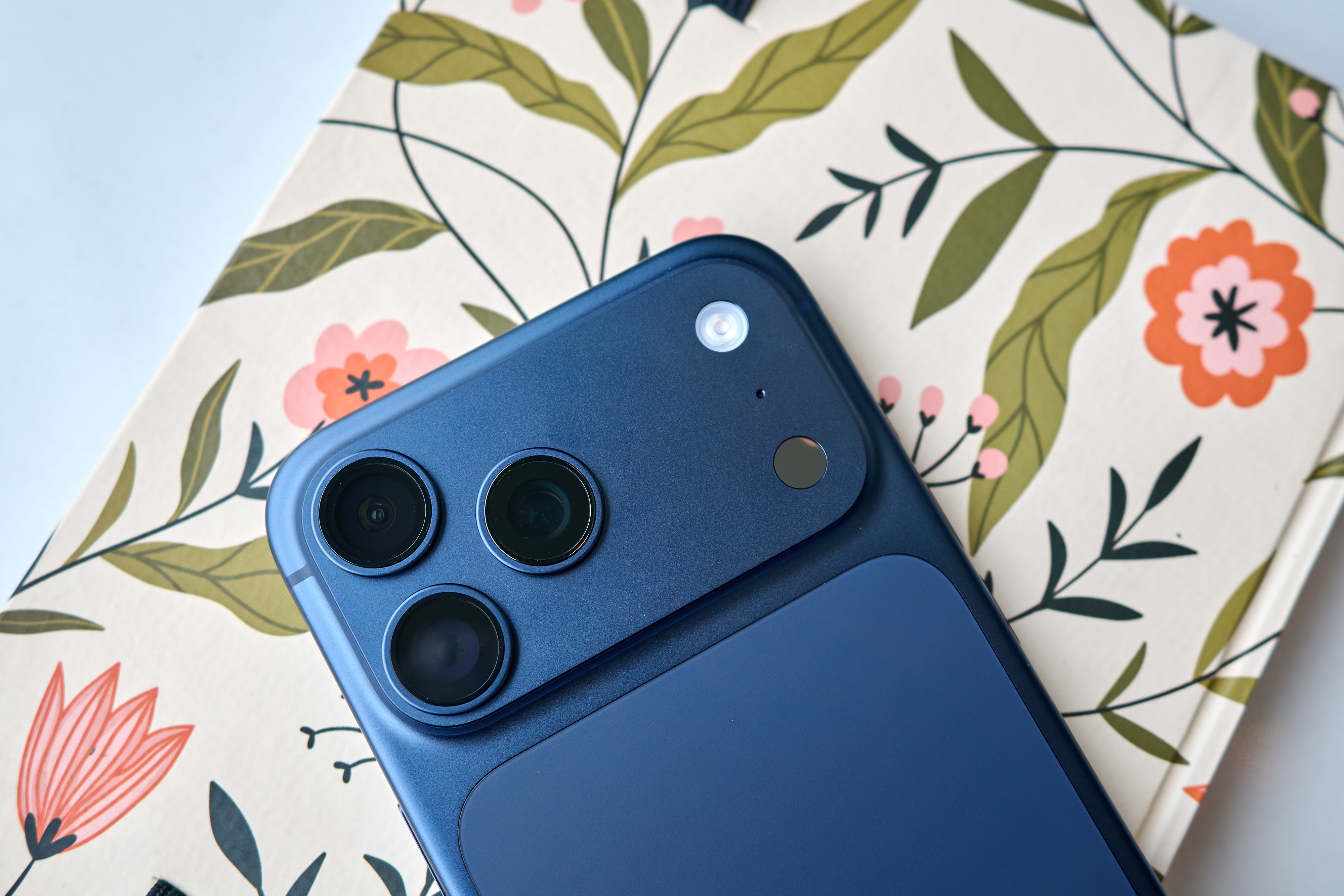 Apple sap lap ky luc voi iPhone 17 hinh anh