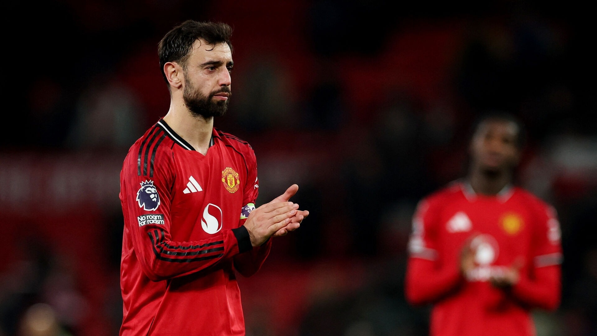 Tai khoan Bruno Fernandes 'noi loan' sau tran thua cua MU hinh anh