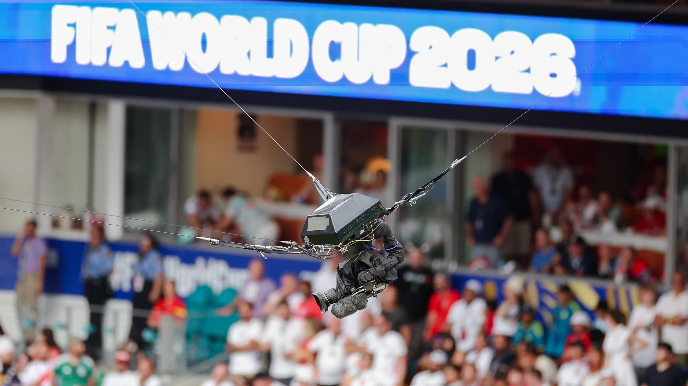 Chiếc máy quay gây tranh cãi lớn ở World Cup 2026