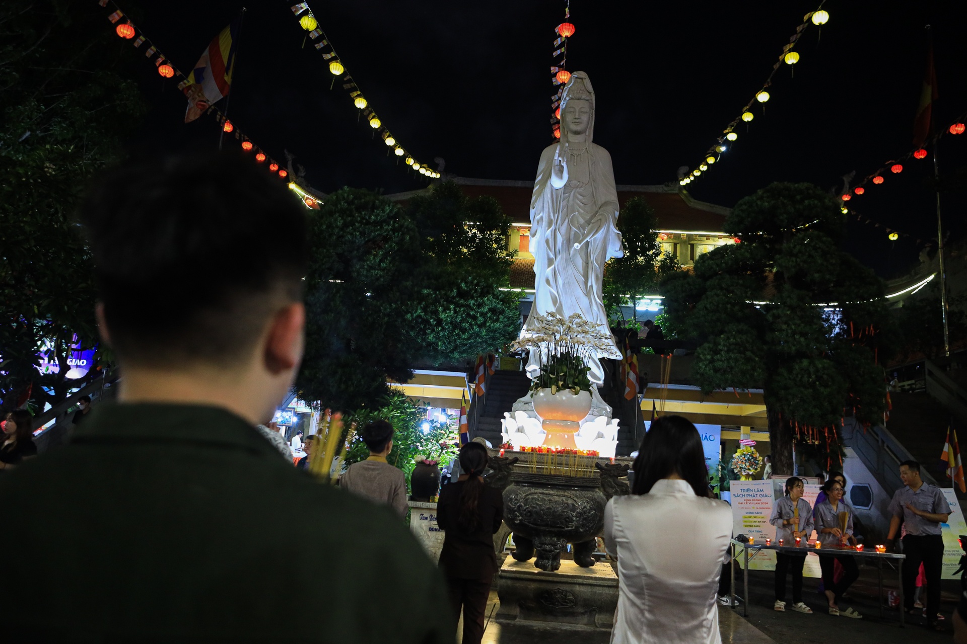 trien lam sach Phat Giao anh 10