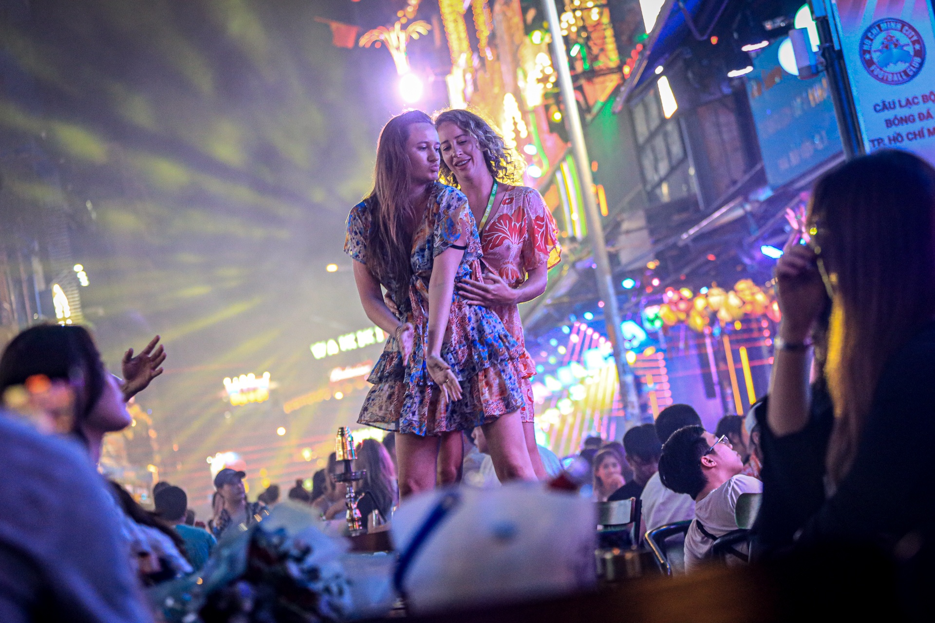 Viet Nam, Thai Lan gieo rac noi so ruou cho khach ba lo hinh anh