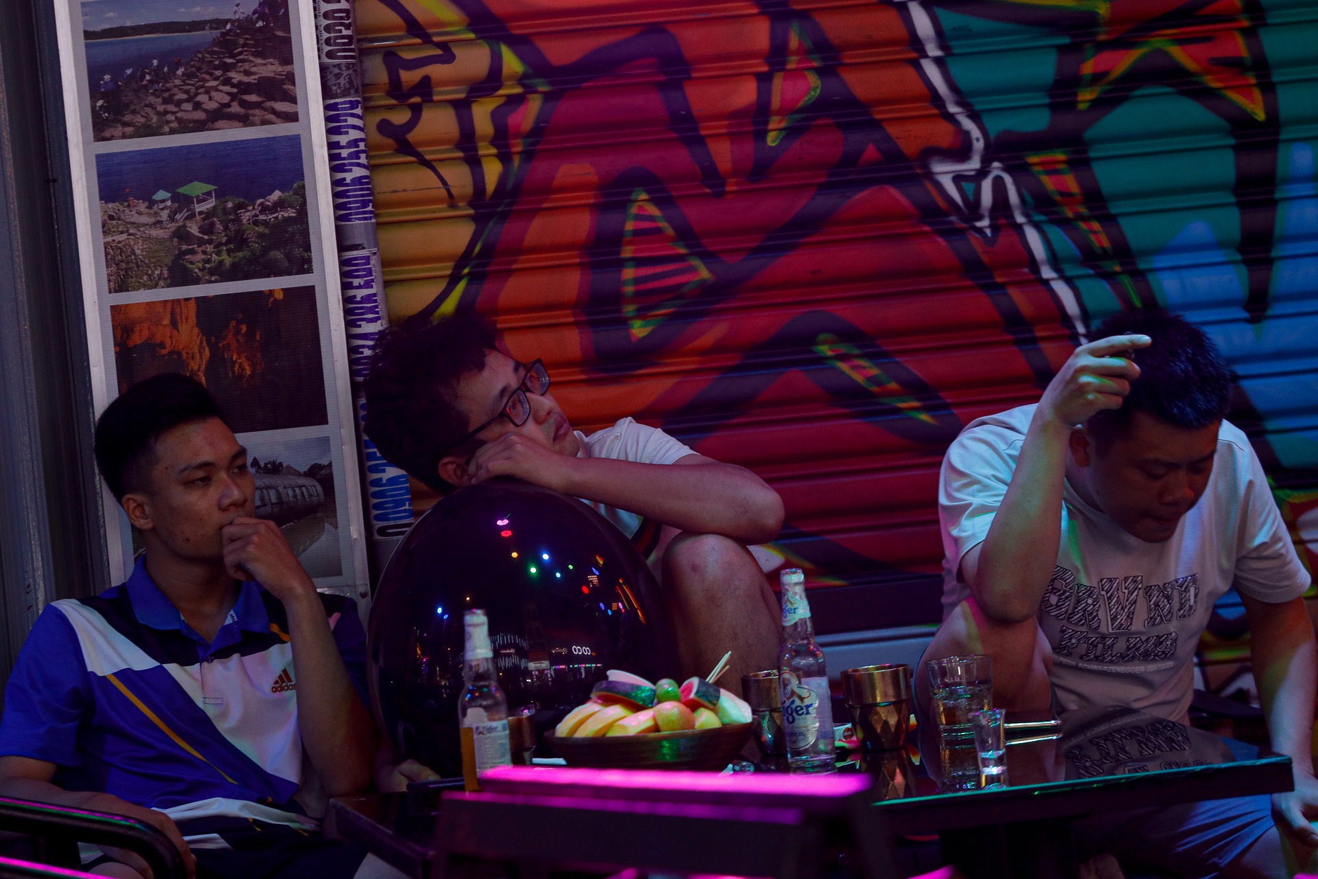 bong cuoi Bui Vien anh 9