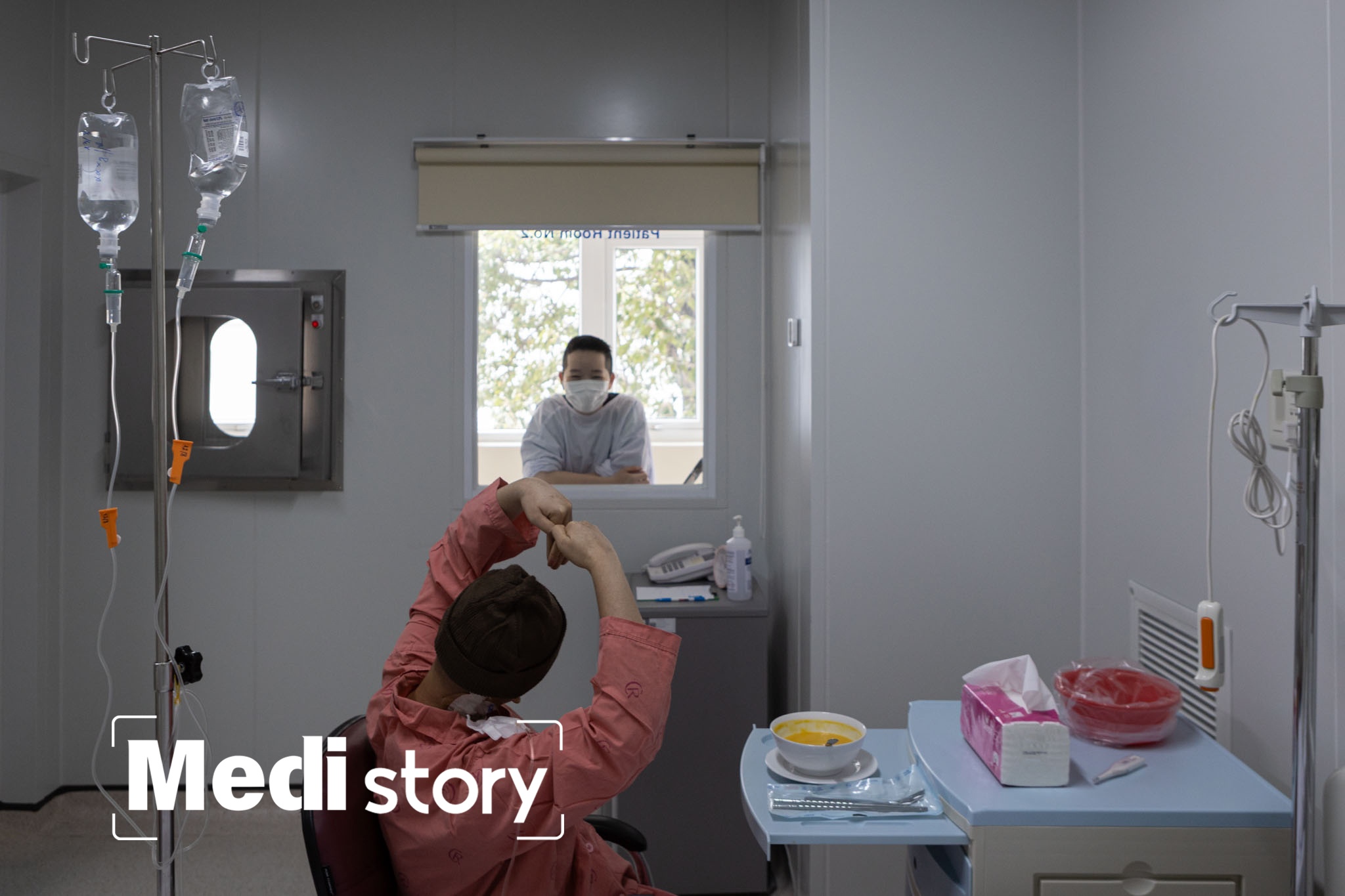 Ben trong khong gian khac la o Benh vien Cho Ray hinh anh