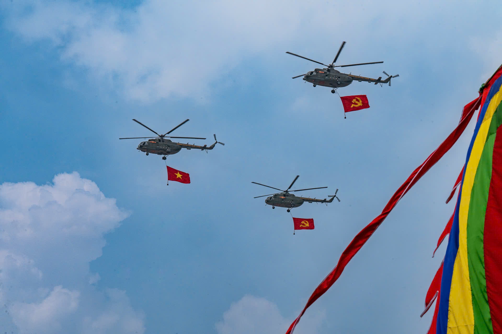 truc thang,  tiem kich anh 2