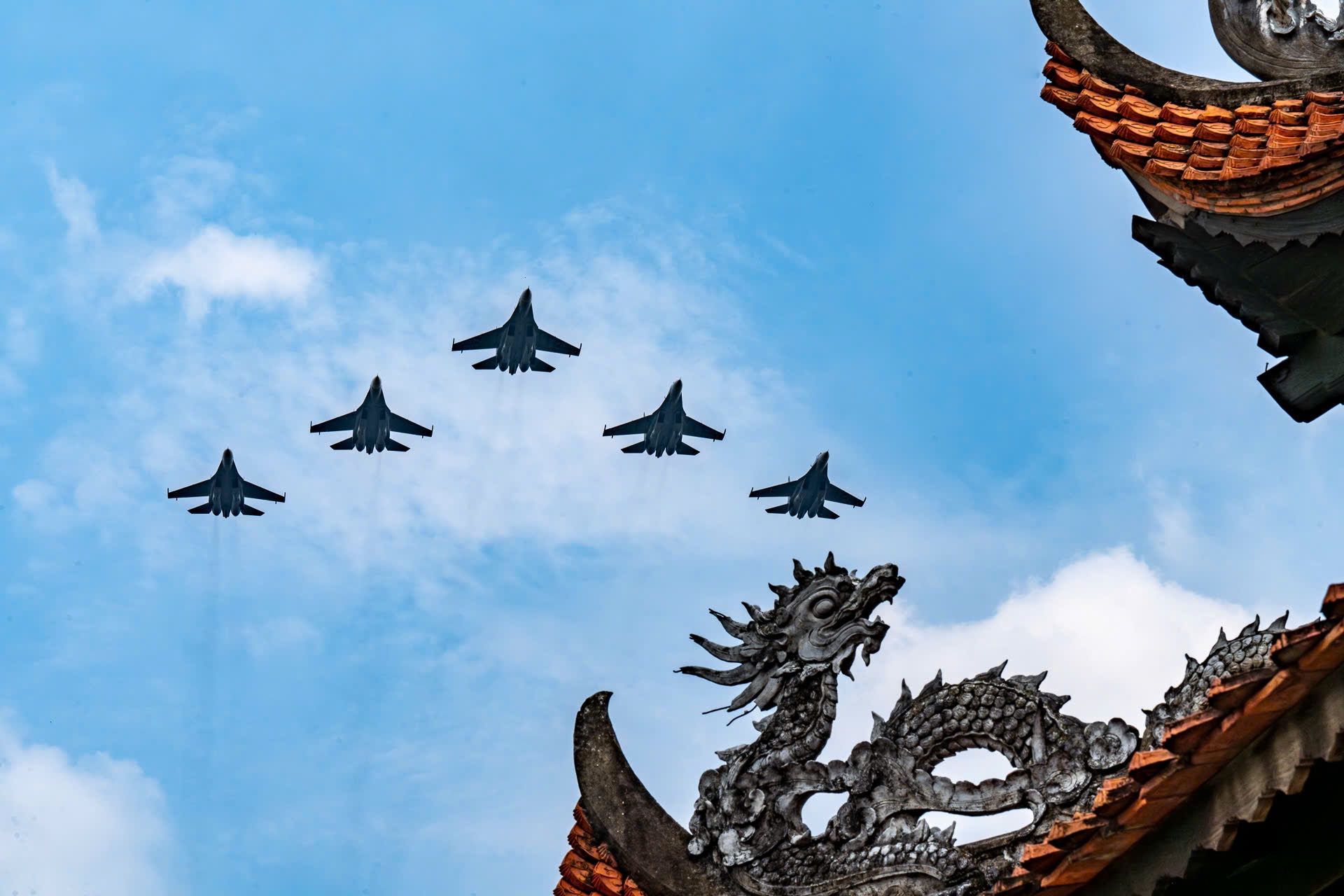 truc thang,  tiem kich anh 5