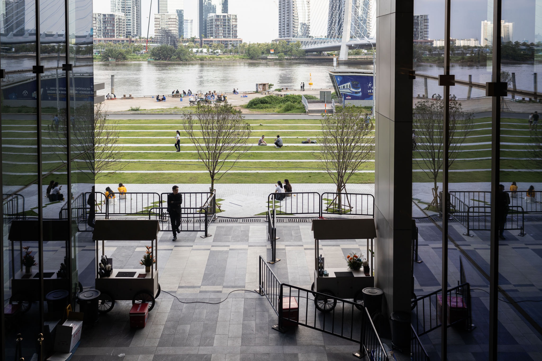 Nguyen Thi Phuong Thao anh 14