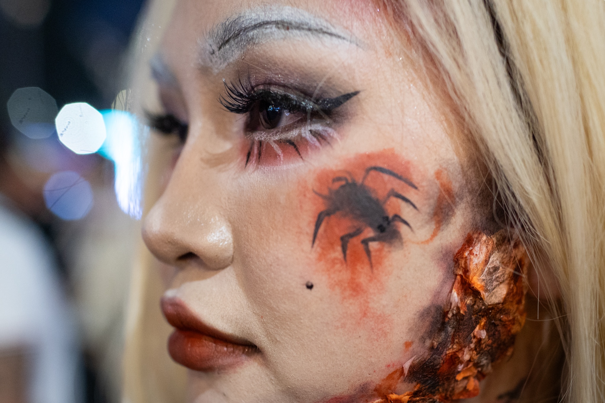 'Ma quy, sieu nhan' quay xuyen dem Halloween tren pho Tay Bui Vien hinh anh