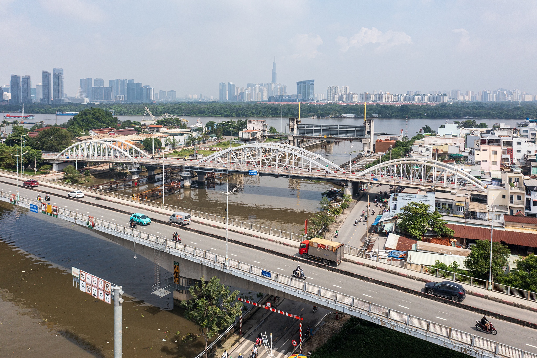 kẹt xe tphcm   ảnh 15 ket xe tphcm anh 15