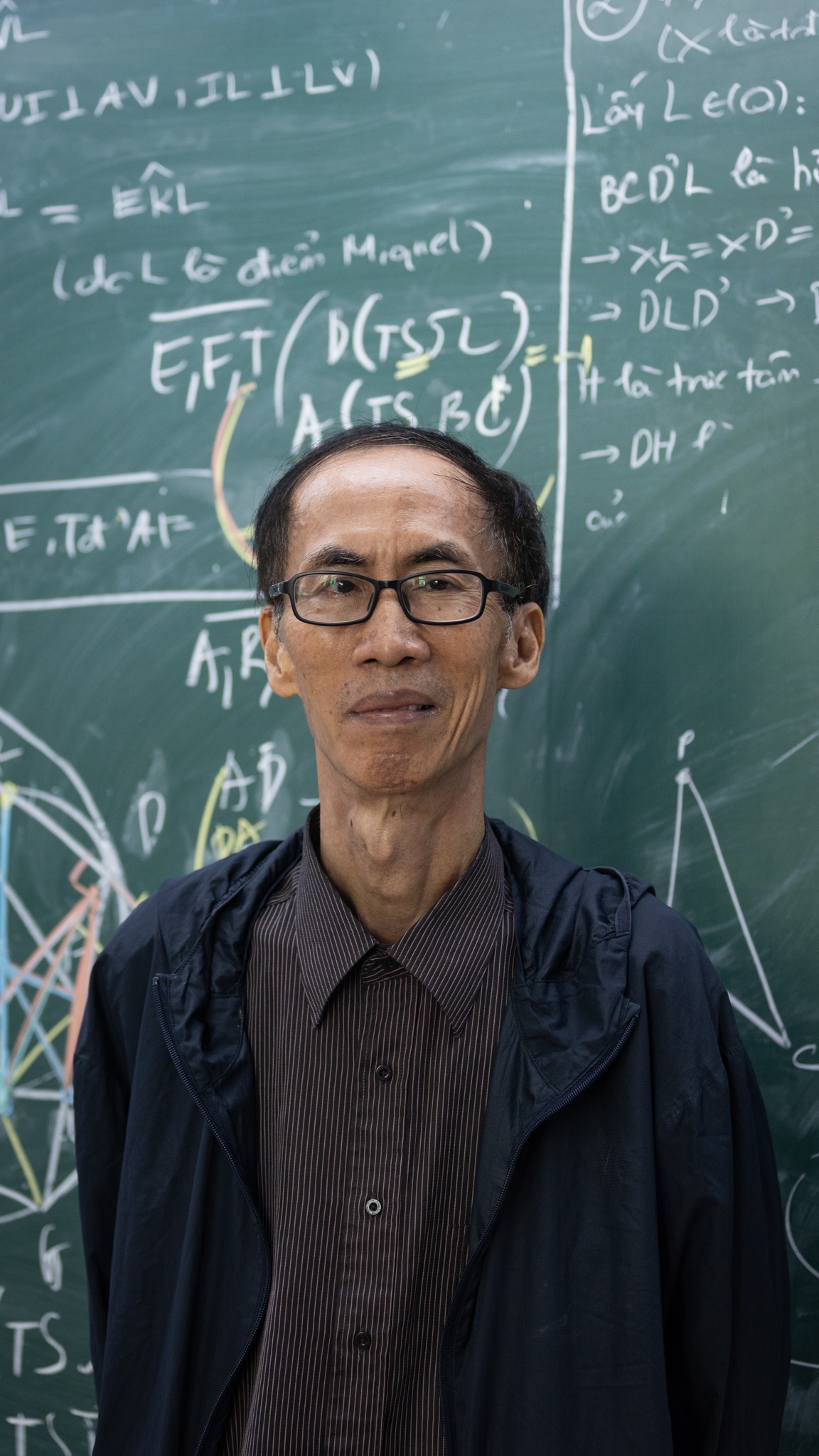 Le Ba Khanh Trinh anh 1