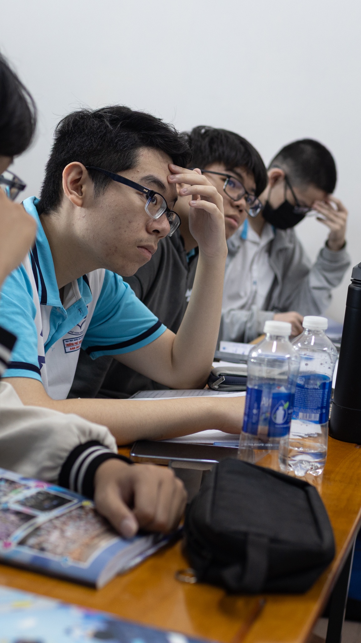 Le Ba Khanh Trinh anh 5