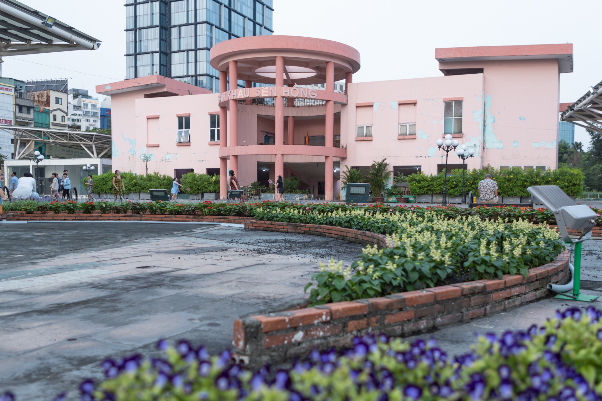 san khau Sen Hong TP.HCM anh 4