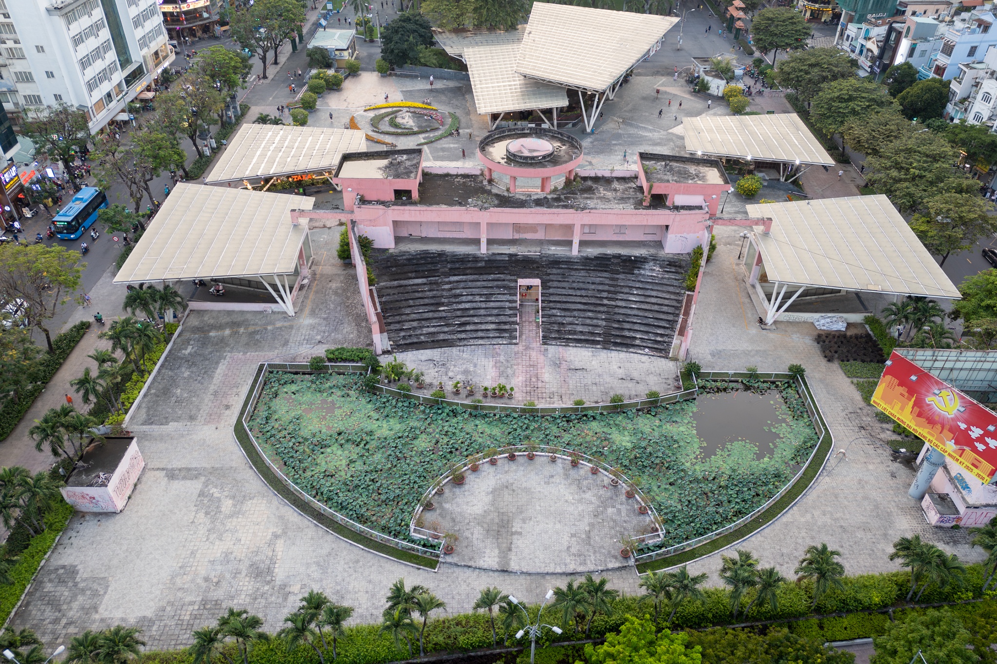 san khau Sen Hong TP.HCM anh 10