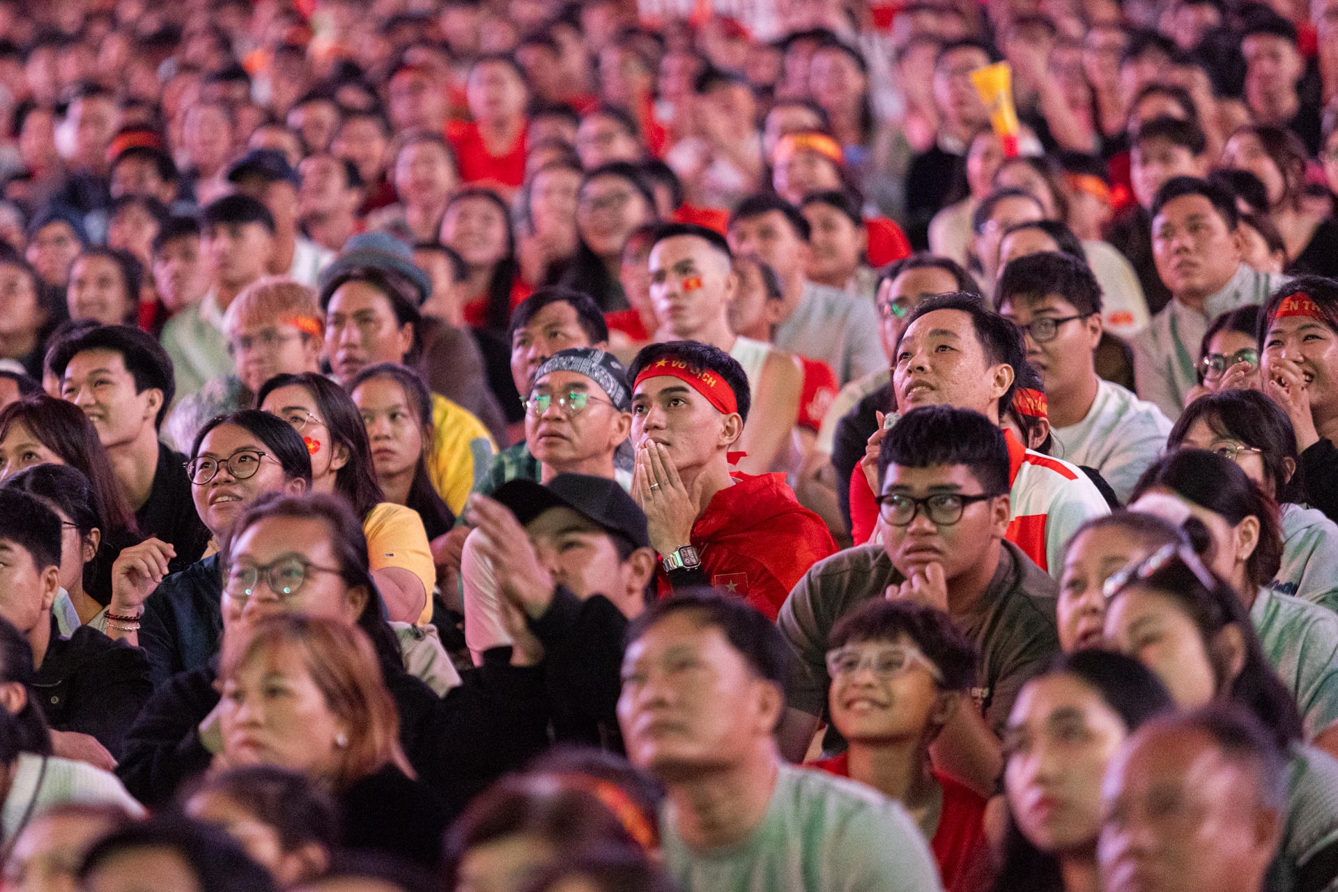 U23 Viet Nam thua Trung anh 6