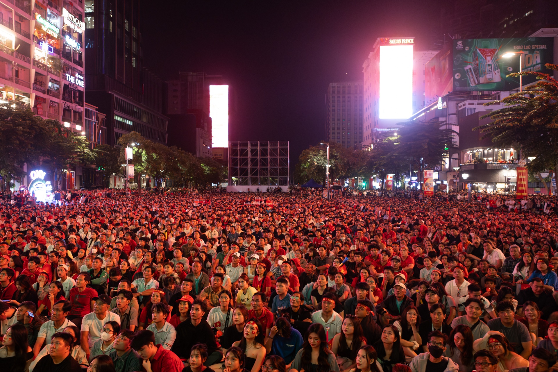 U23 Viet Nam thua Trung anh 8