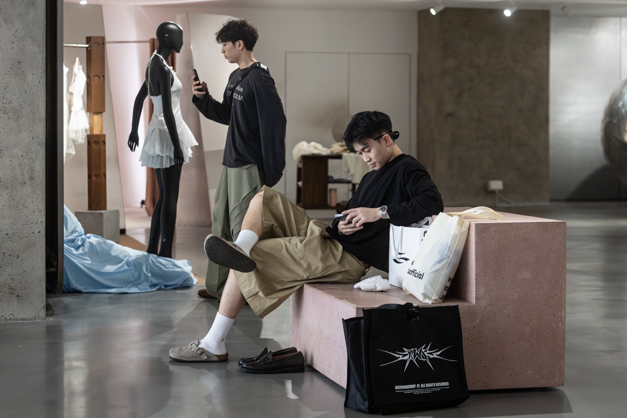 Tet,  tre,  mua sam,  2026 anh 12