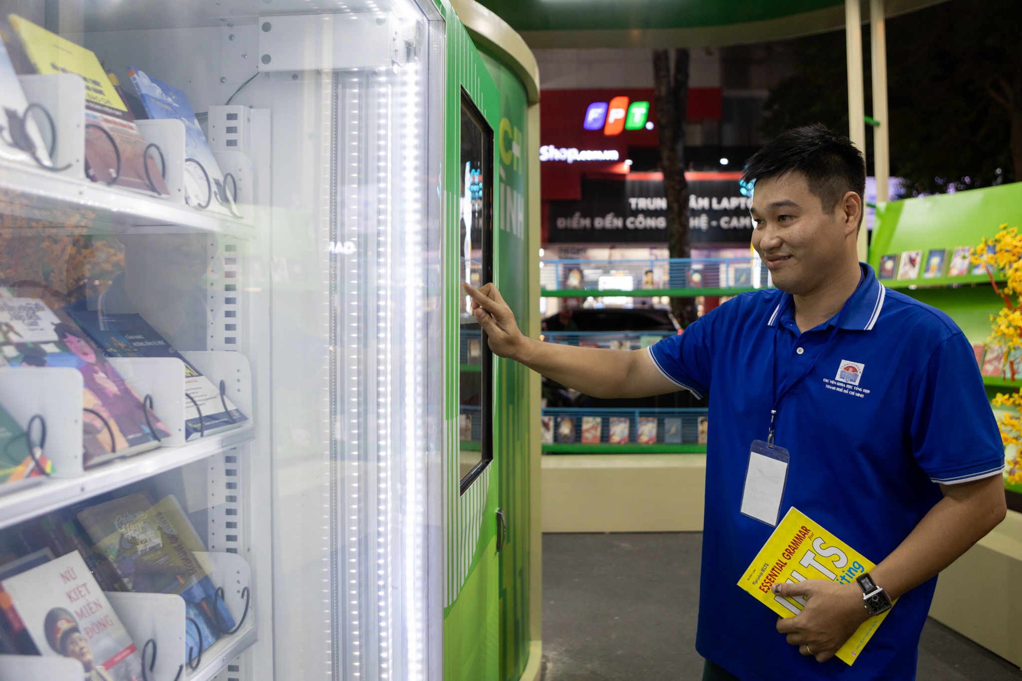 duong sach Tet anh 8