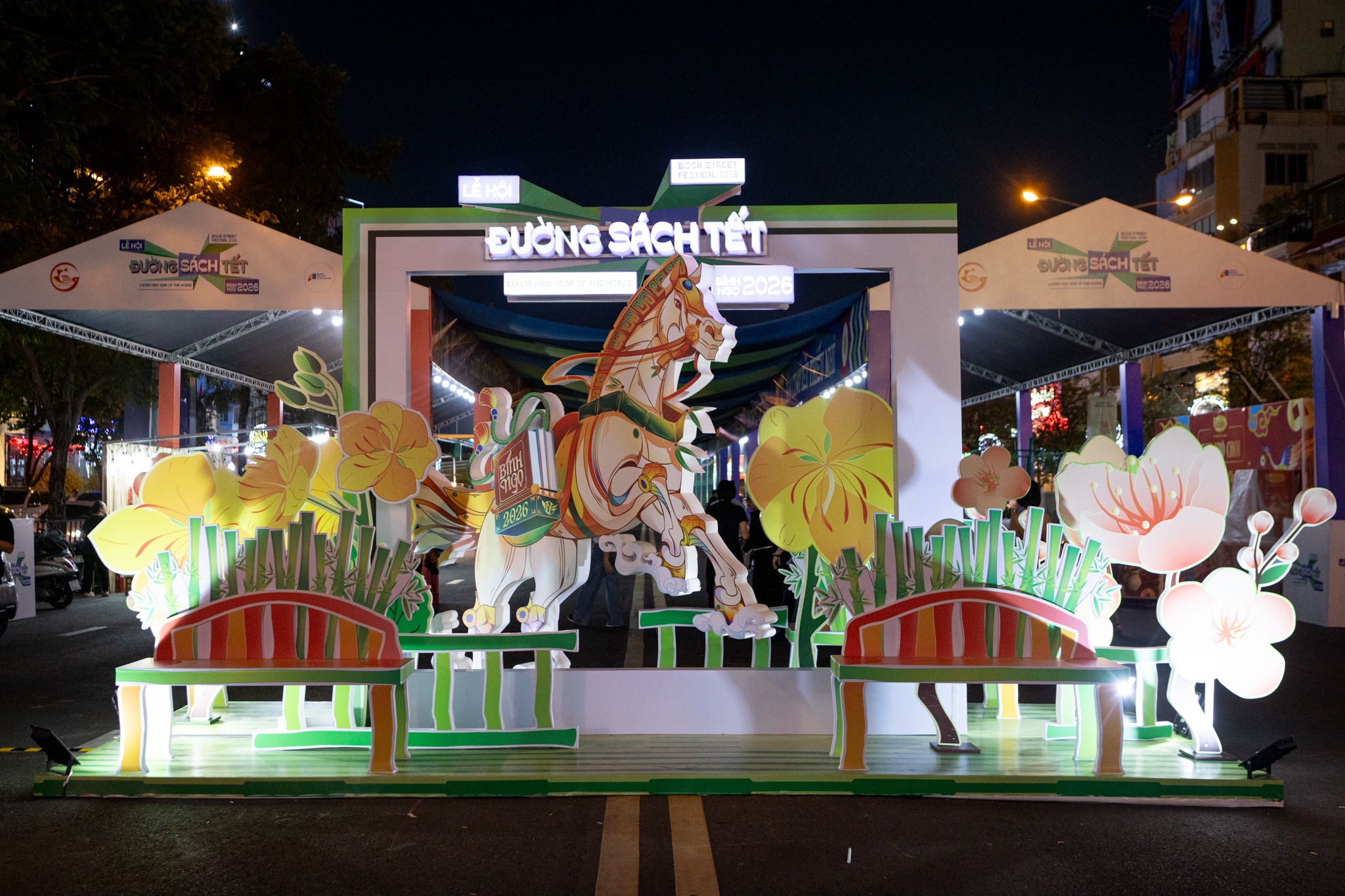 duong sach Tet anh 10