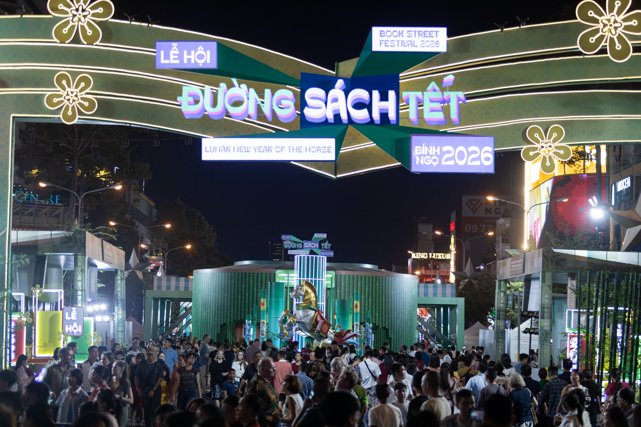 Le hoi Duong sach 2026 anh 1