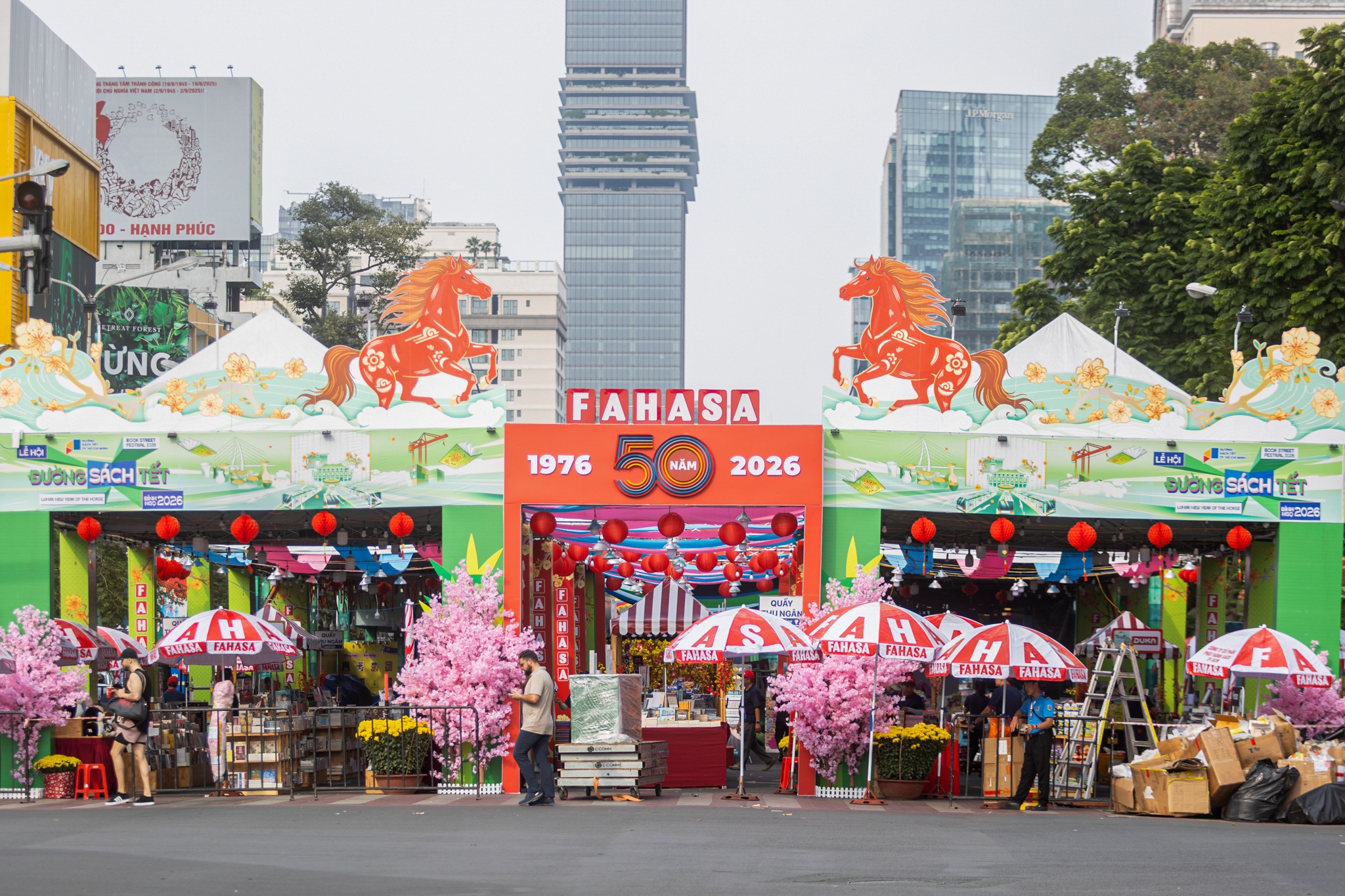 duong sach Tet anh 10