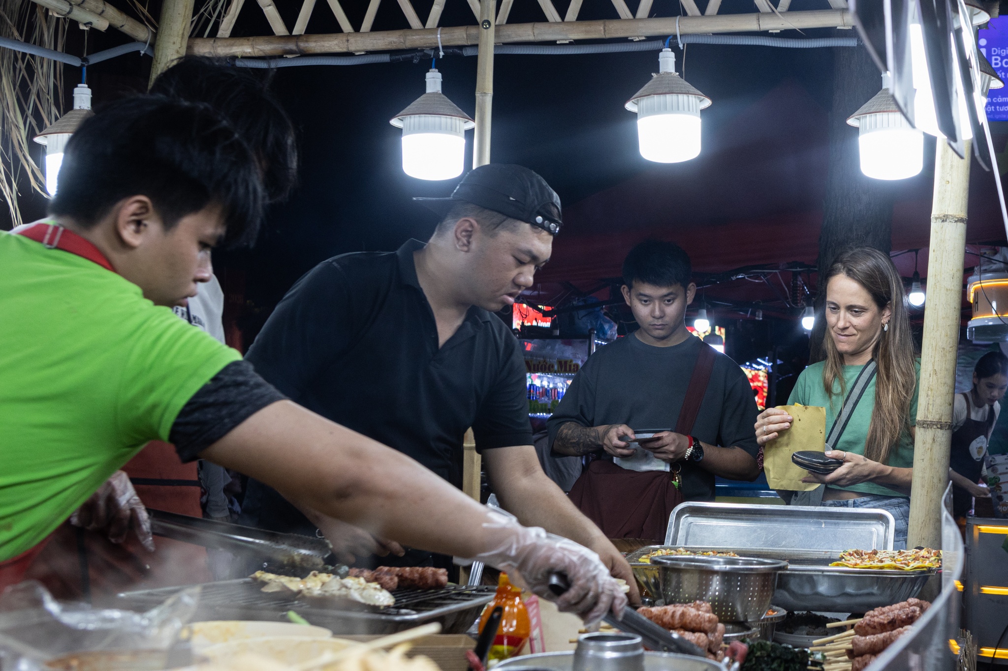 trung tam TP.HCM anh 8