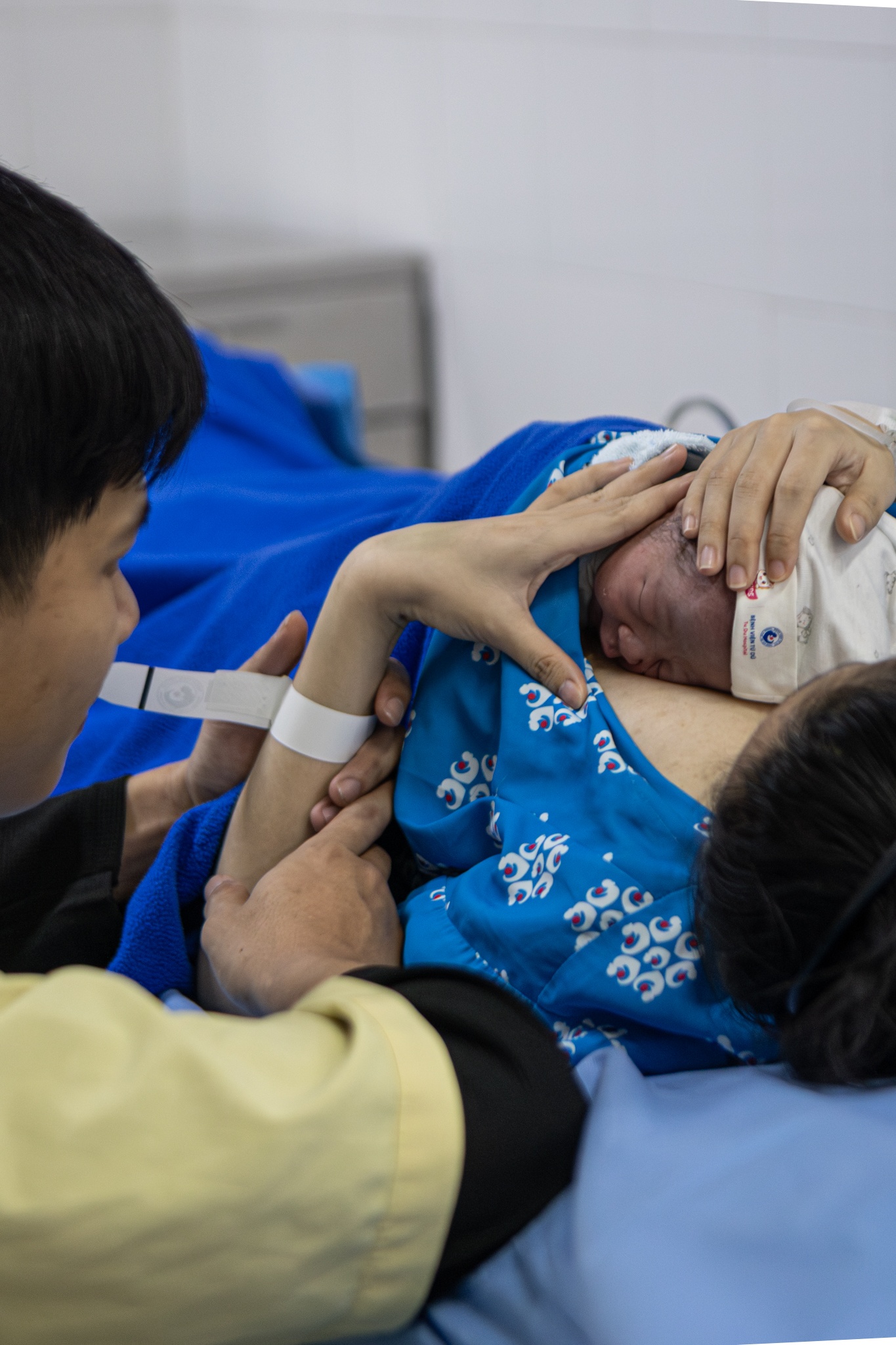 em be Binh Ngo anh 9