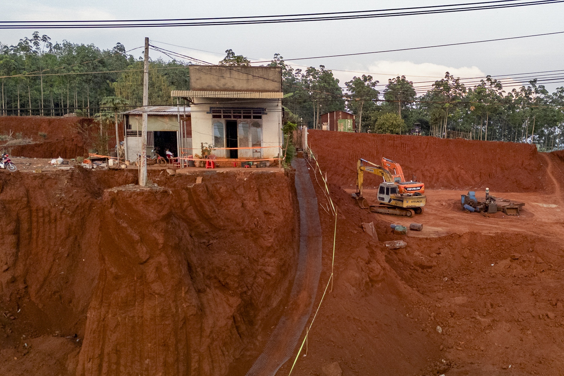 ha cot nen duong anh 2