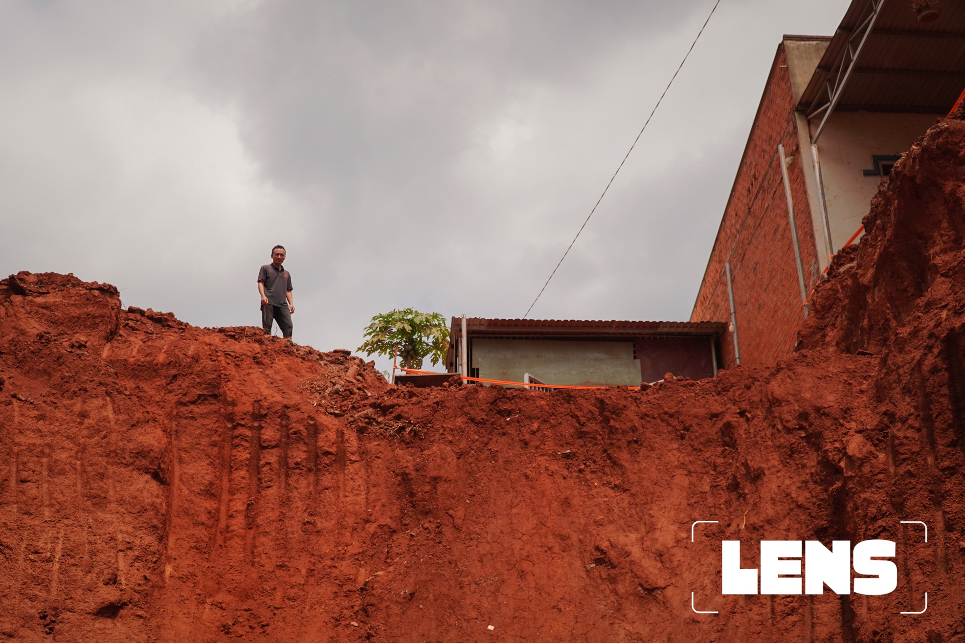 Nhung ngay cuoi cua 8 ho dan o 'mep vuc' hinh anh