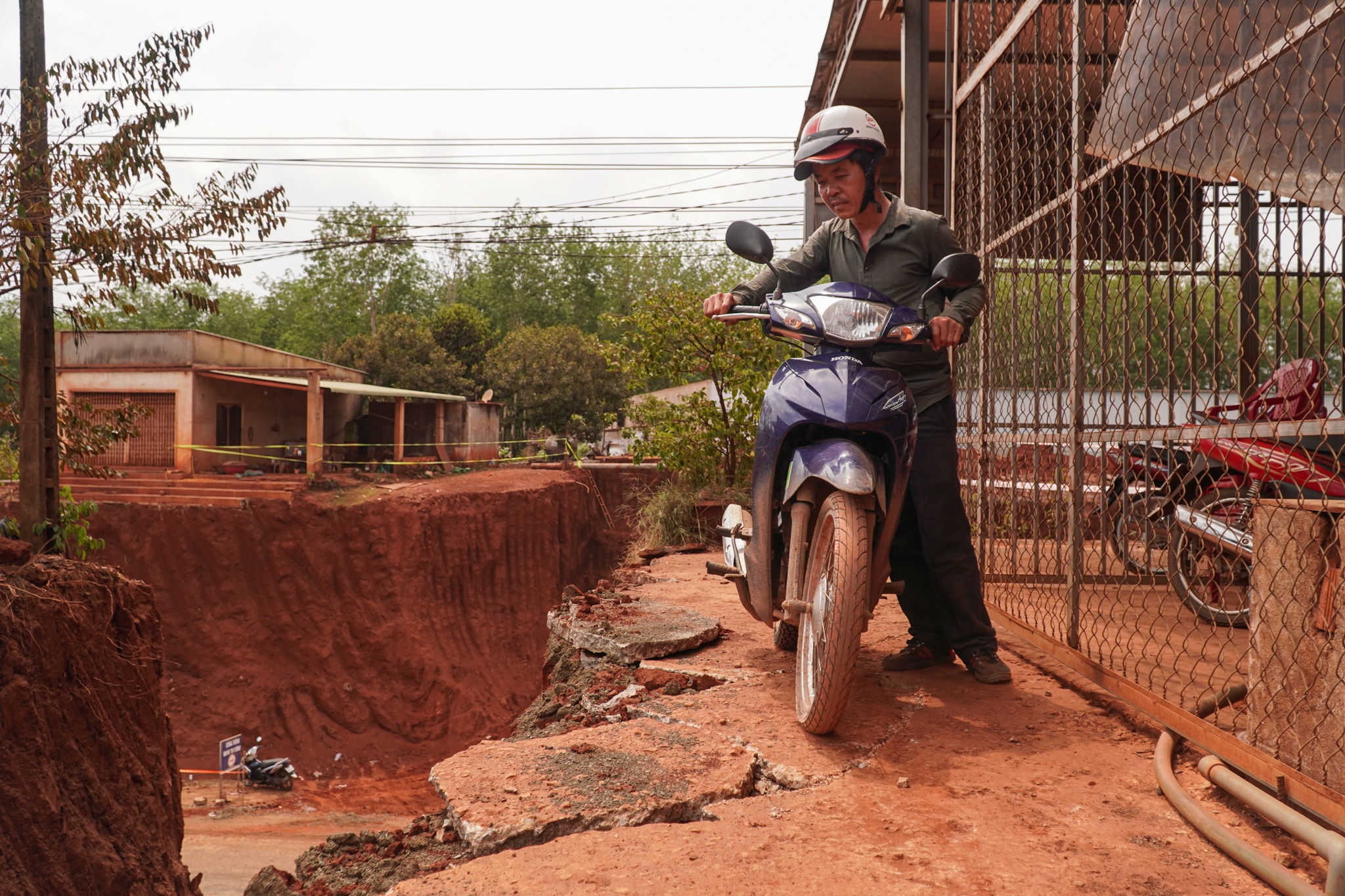 ha cot nen duong anh 14