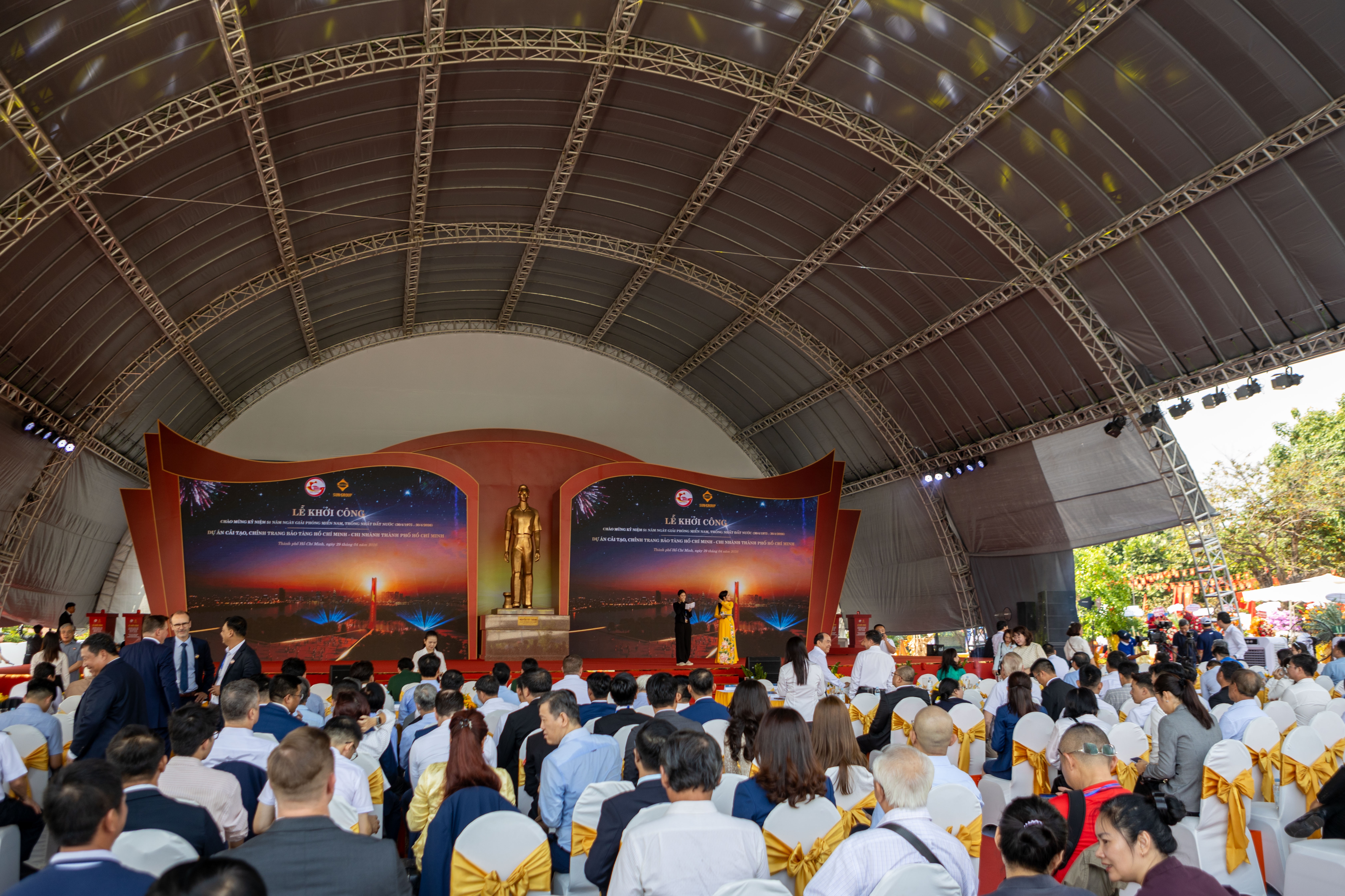 bao tang Ho Chi Minh anh 4