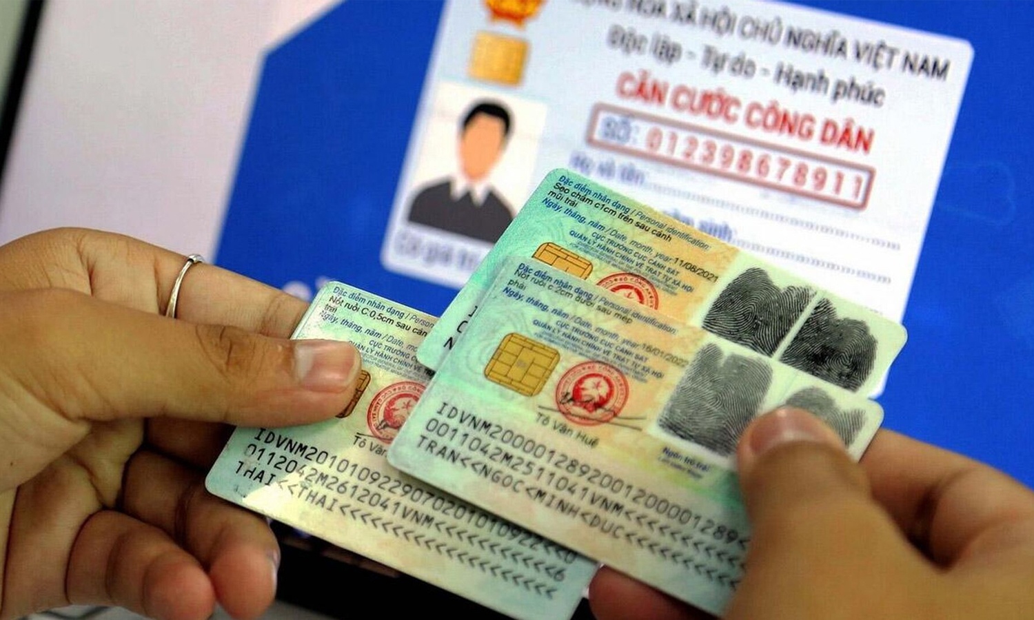 Bai bo thu tuc thu thap, cap nhat thong tin sinh trac hoc ve ADN hinh anh