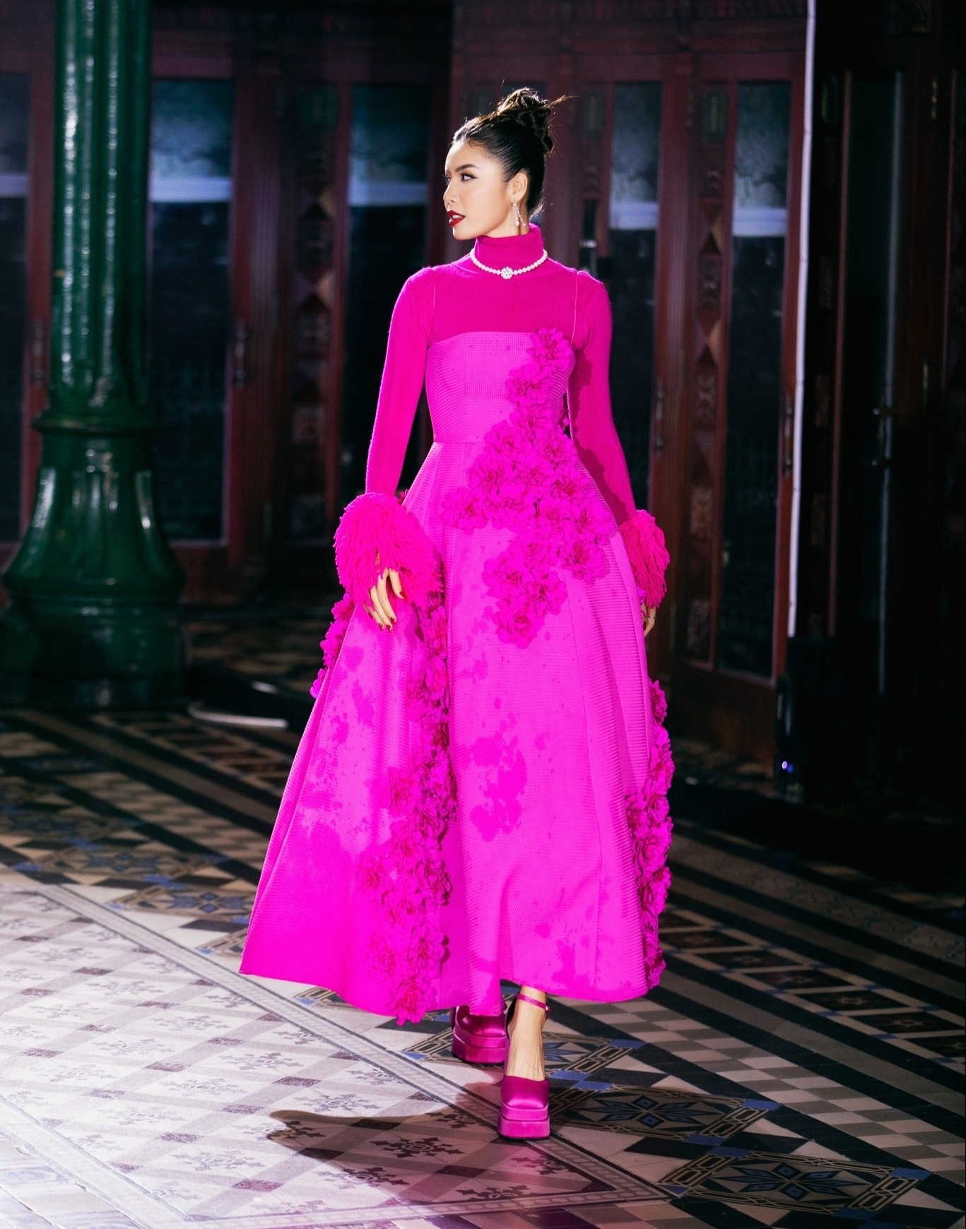 Nha thiet ke thoi trang,  MInh Tu,  H'Hen Nie anh 7