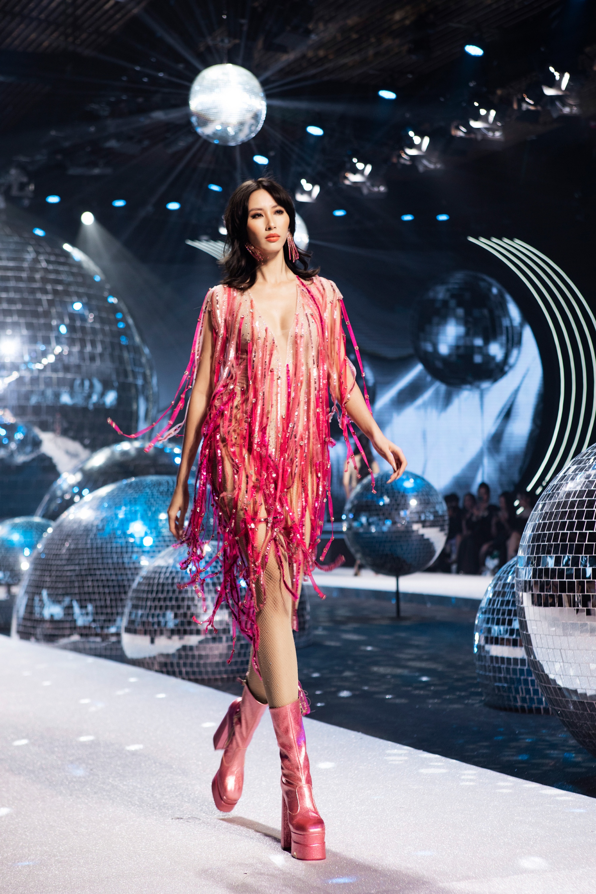 Review thời trang, Thùy Tiên, Đỗ Thị Hà ảnh 1 Review thoi trang, Thuy Tien, Do Thi Ha anh 1