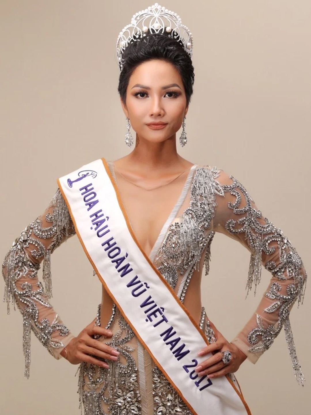 HIEUTHUHAI, Chi Pu, MONO ảnh 5 HIEUTHUHAI, Chi Pu, MONO anh 5