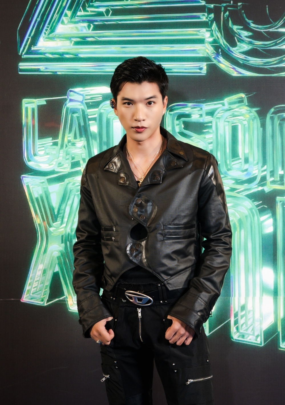 HIEUTHUHAI, Chi Pu, MONO ảnh 7 HIEUTHUHAI, Chi Pu, MONO anh 7