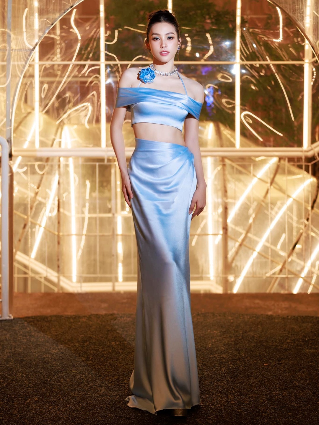 Thuy Ngan,  Angela Phuong Trinh,  Ninh Duong Lan Ngoc anh 13