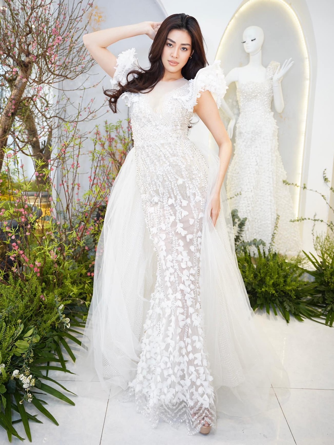 Minh Tú,  Thùy Tiên,  Tuyết Như,  Khánh Vân ảnh 2 Minh Tu,  Thuy Tien,  Tuyet Nhu,  Khanh Van anh 2